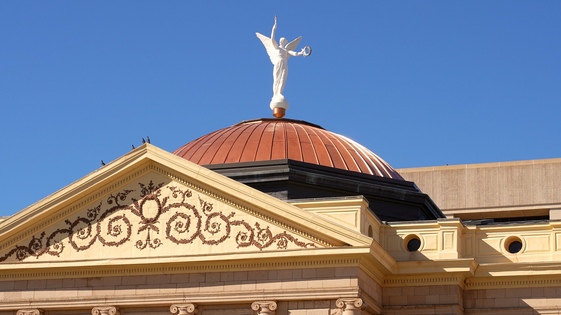 curved-metal-roof-copper-standing-seam-arizona-state-capitol