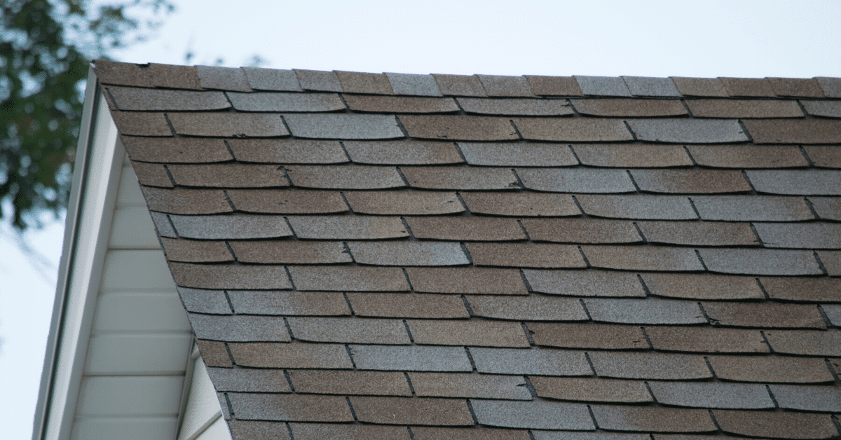 7 Common Problems With An Asphalt Shingle Roof
